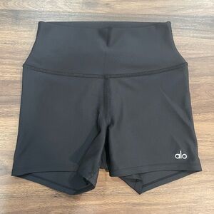 Alo Shorts - Size XS